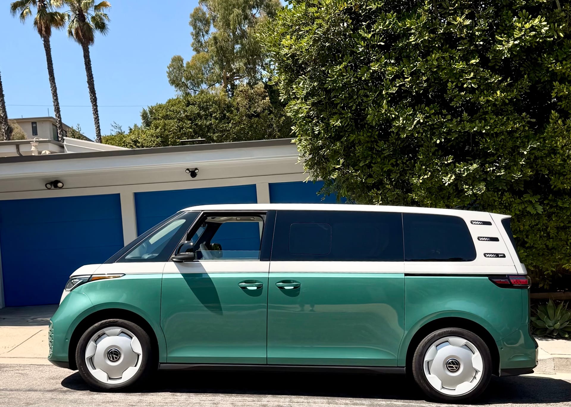 Are Minivans The Best? Yes!